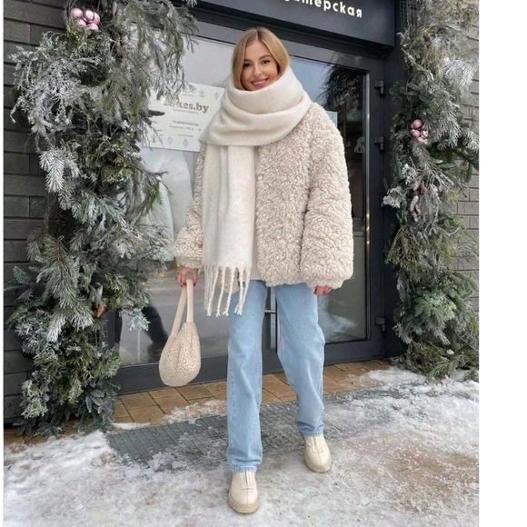 White Wide Shawl Scarf With Tassels Fuzzy Knit - Picture 5 of 17